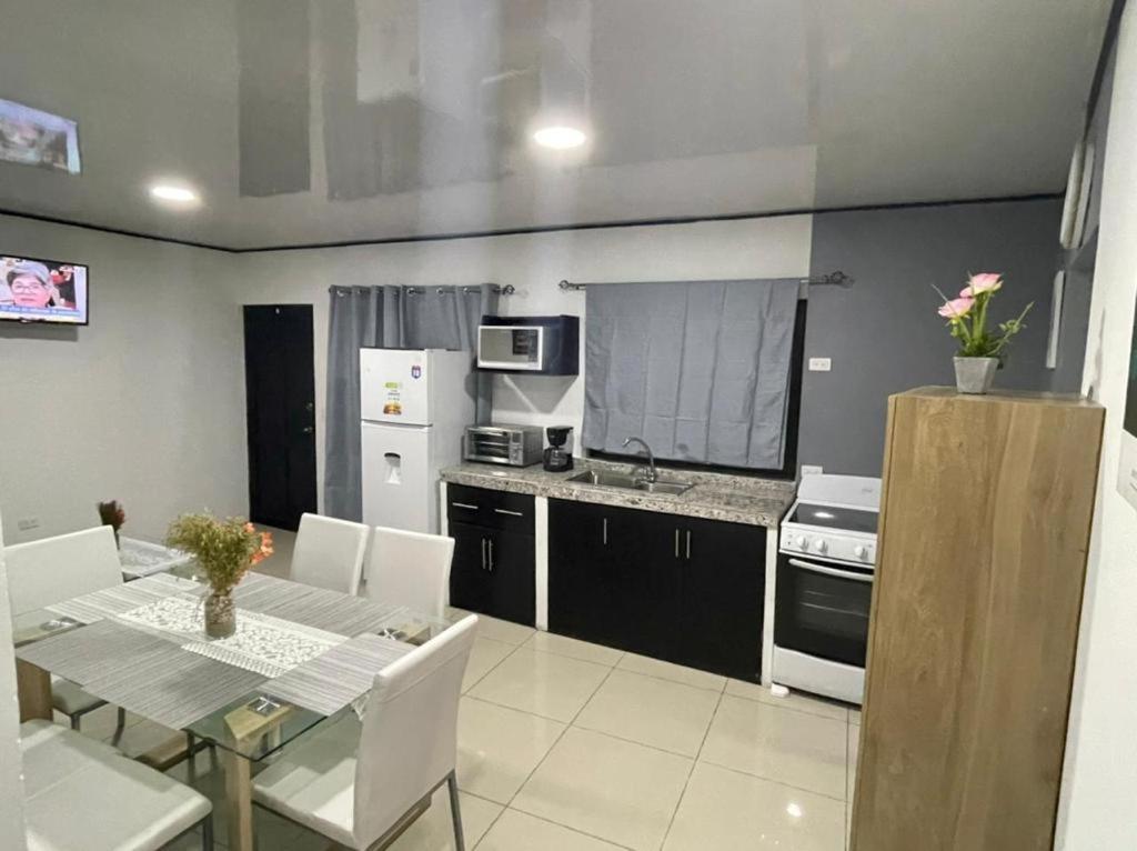 Apartamentos Cielo #1, Airport Juan Santamaria Alajuela Extérieur photo